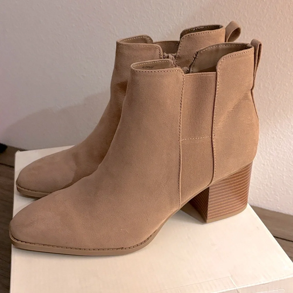 NIB [Style & Co.] Aloraa Square Toe Side Zip Ankle Suede Ankle Boots Women’s 9.5 - Picture 3 of 11